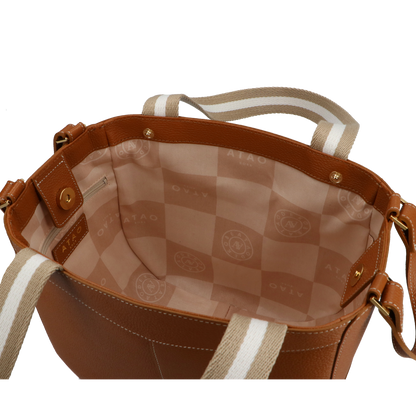 形を変える2wayバッグ／バタフライ