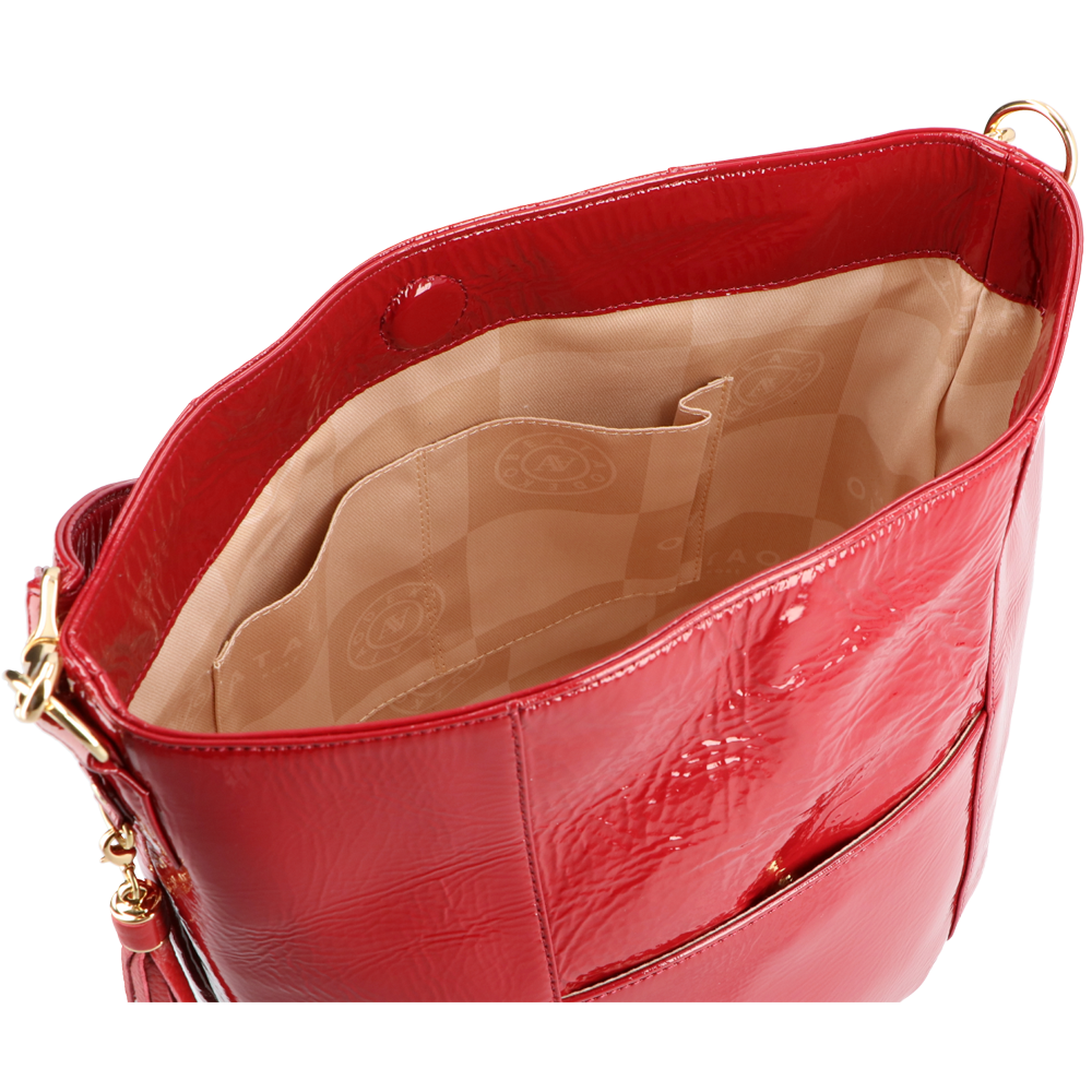 キャンディ｜撥水エナメルの超軽量ワンマイルバッグ