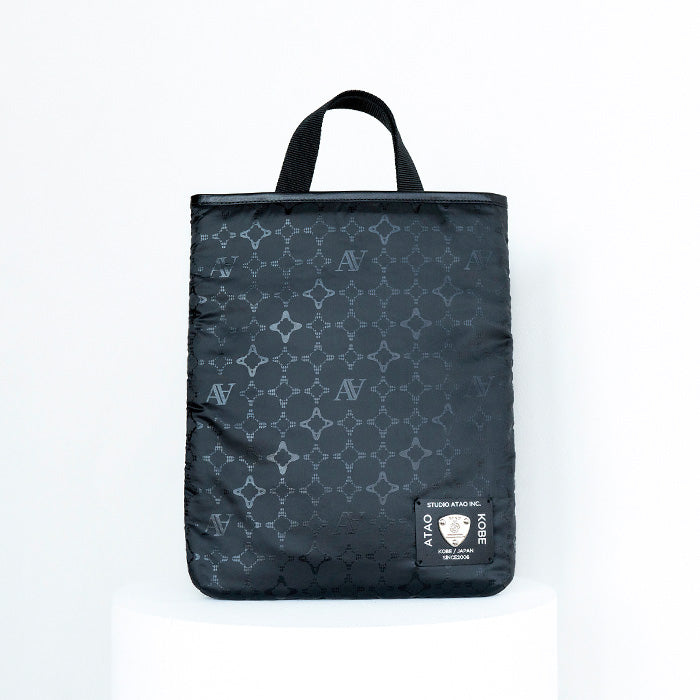 無駄なものを削ぎ落とした 超軽量PCケース