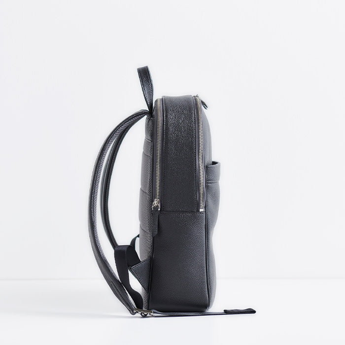 防水ビジネスリュック｜(ソウ)｜便利な機能が満載！